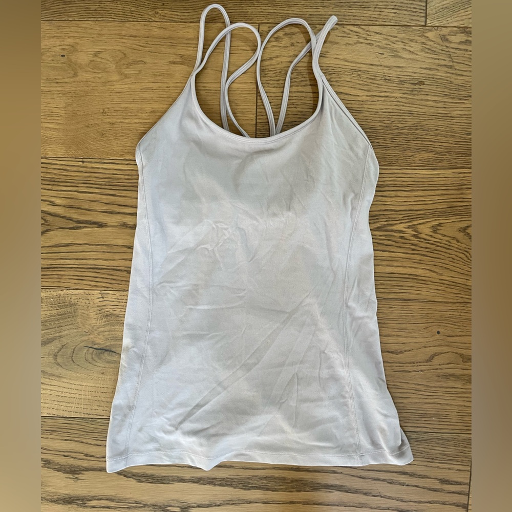 Lululemon top